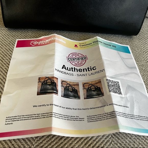 YSL Saint Laurent Manhattan Calfskin Purse - Picture 6 of 6